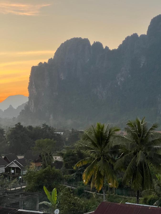Jasmine Vangvieng Hotel Vang Vieng Exterior foto